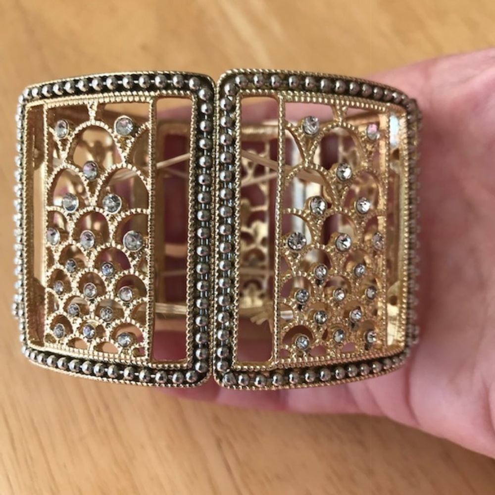 Crystal Accent Stretch Bracelet Rhodium Plated New